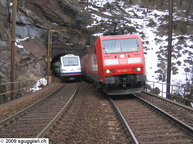 Cisalpino ETR 470 e DB BR 185 095-7